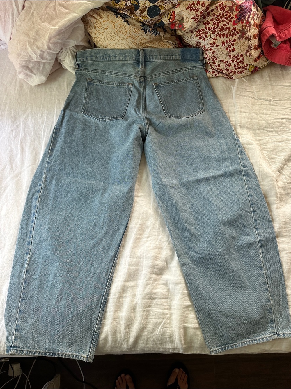 Abercrombie Barrel Jean Mid Rise - Picture 2 of 4